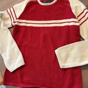 Vintage Abercrombie & Fitch Red and Cream Crewneck Sweater